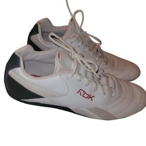 Men's Rbk White Sneakers With Red Accents Size 9